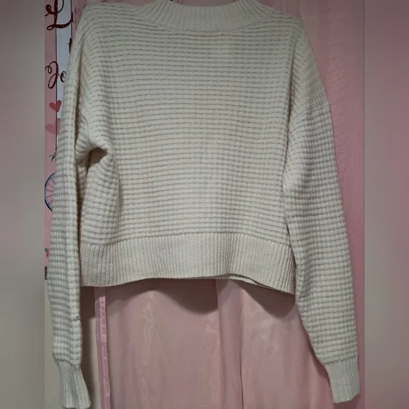 Everlane Recycled Cashmere Waffle Knit Crew Neck Sweater with Pockets – Cream XS - Picture 11 of 15